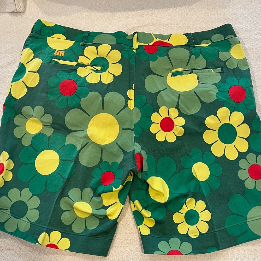 Loudmouth Green and Yellow Floral Shorts “Augusta Magic” - Picture 5 of 7